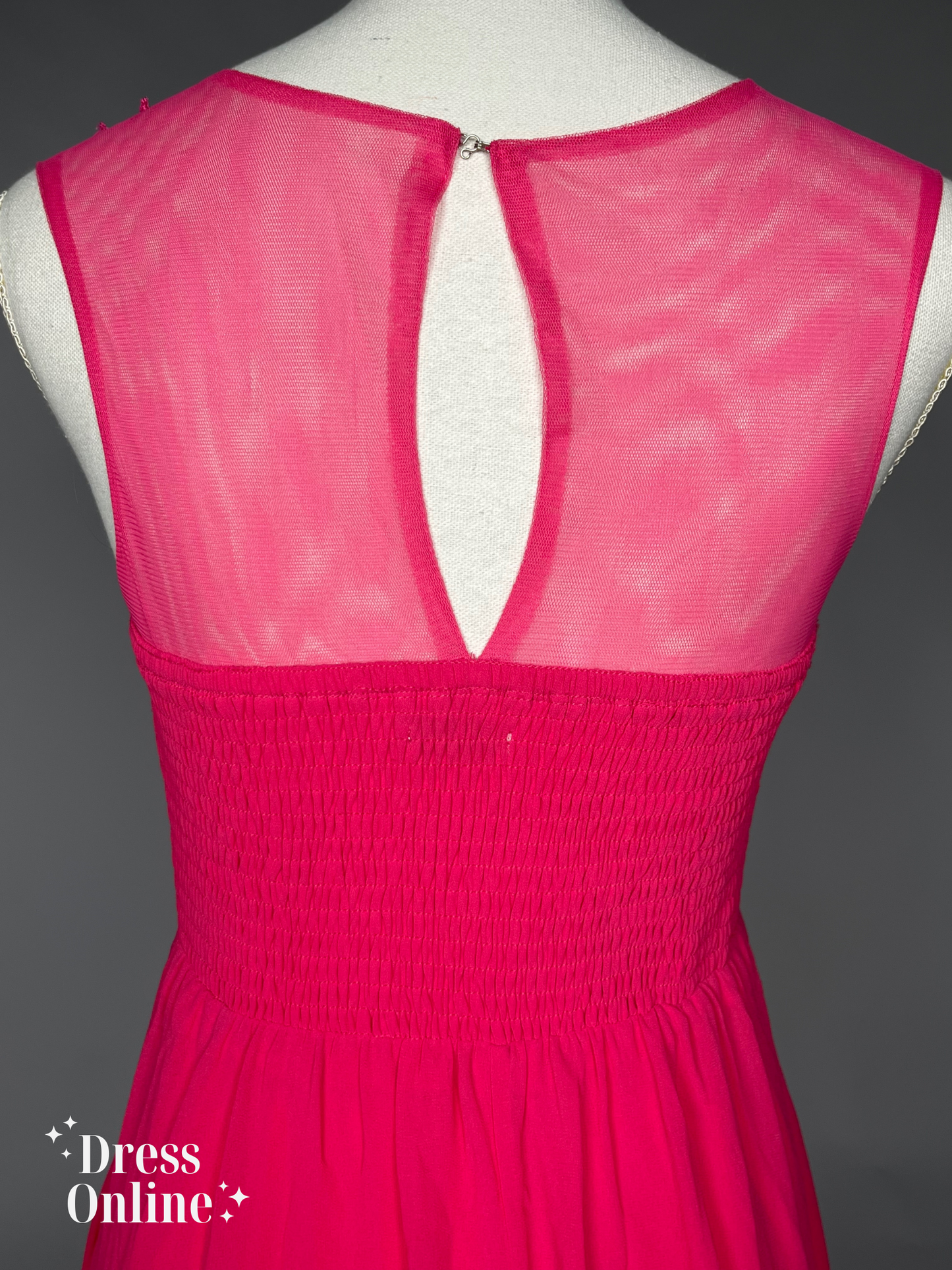 Betoverende Roze Galajurk met Illusie Halslijn maat S - 203