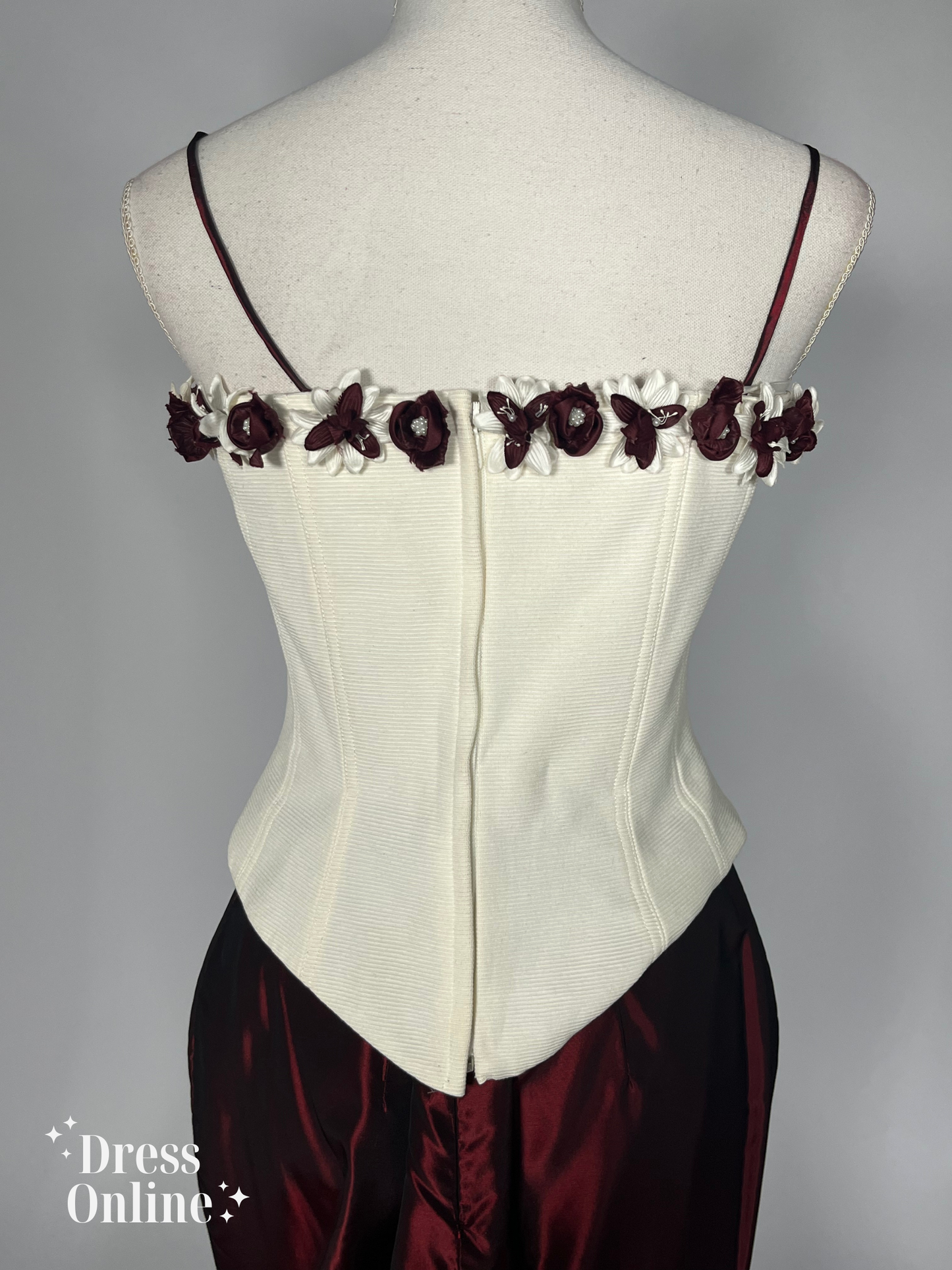 Elegante Bordeauxrode Galajurk met Ivoorkleurige Top - Maat M - 264