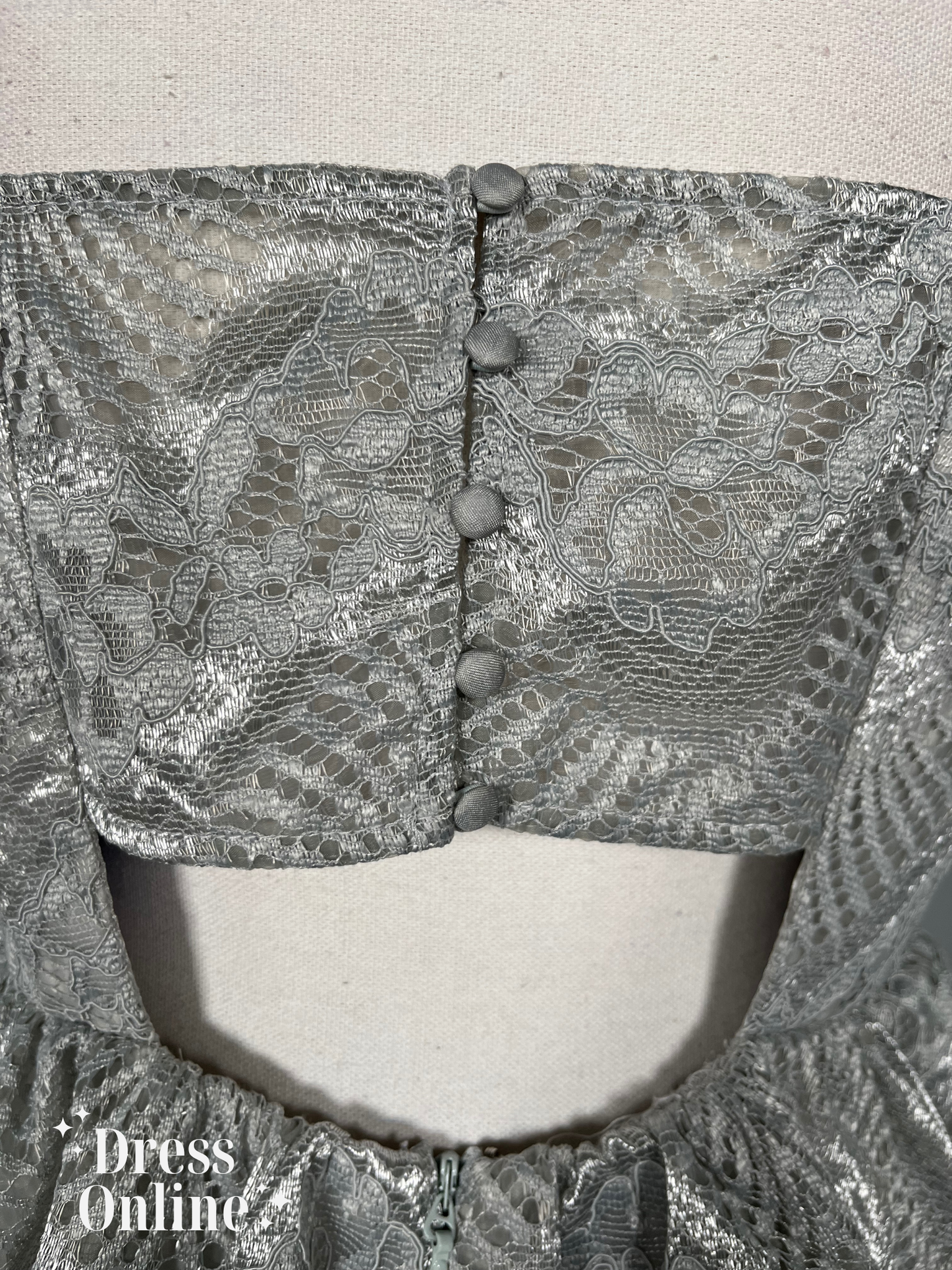 Verleidelijke Zilvergrijze Cocktailjurk met Kant en Tule - Maat M - 392