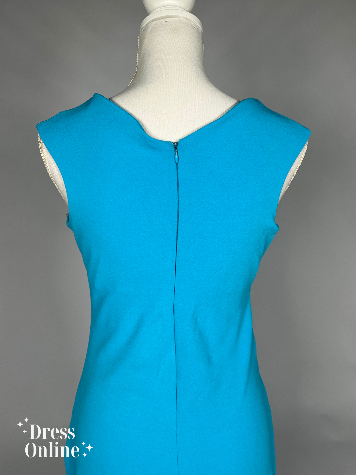 Lange Galajurk in Blauw met V-Hals en Plooien Maat M -233