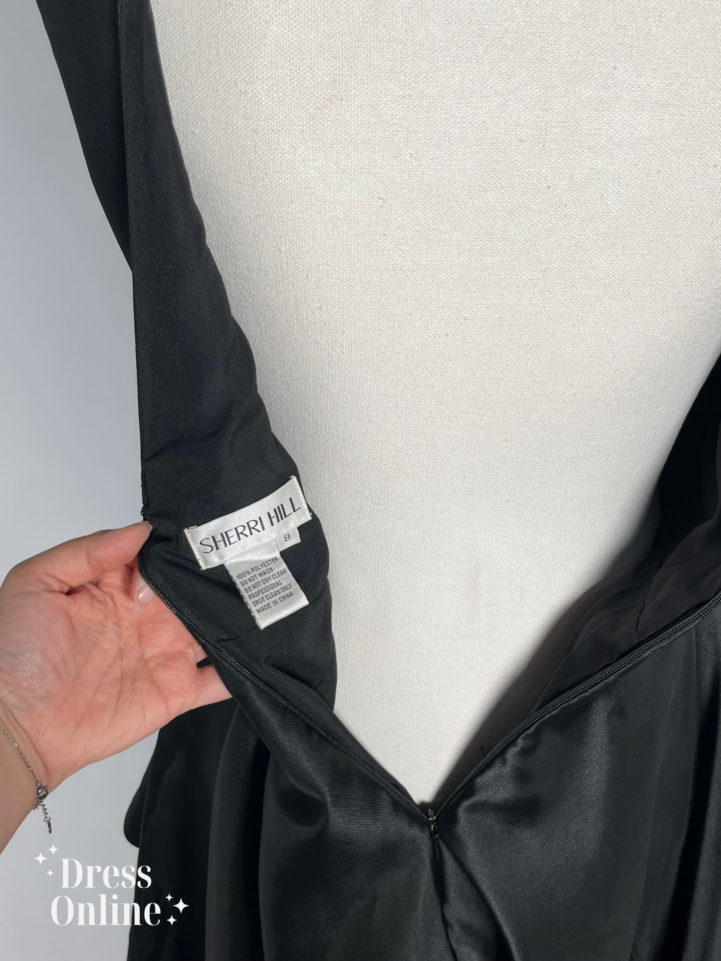 Sherri Hill zwarte galajurk maat M - 170