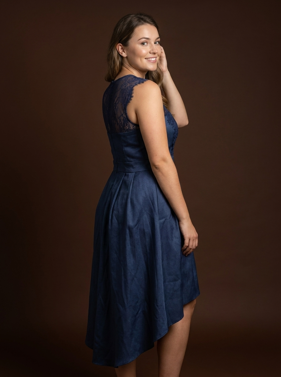 029 Marineblauwe Kanten Cocktailjurk met Capmouwtjes – Chi Chi London