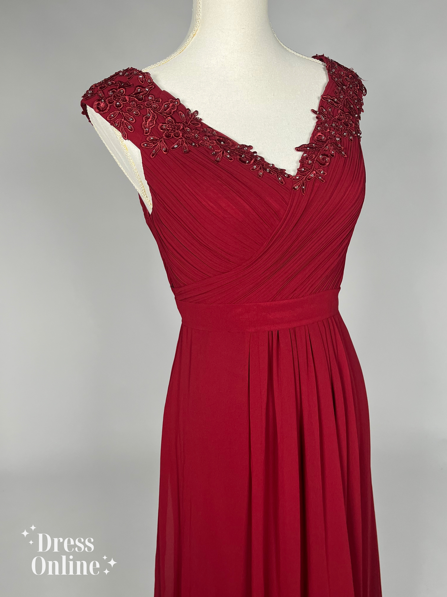 Donkerrode Galajurk met Elegante V-hals en Bloemenkant Maat M - 221