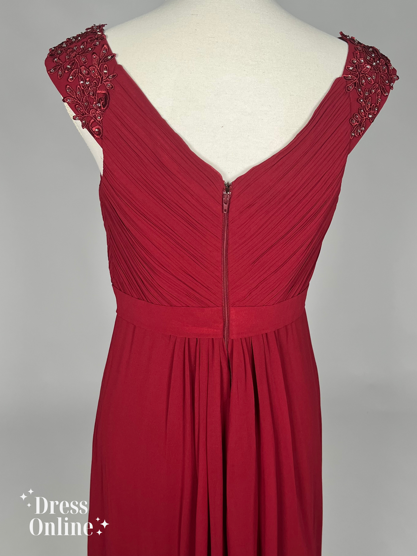 Donkerrode Galajurk met Elegante V-hals en Bloemenkant Maat M - 221