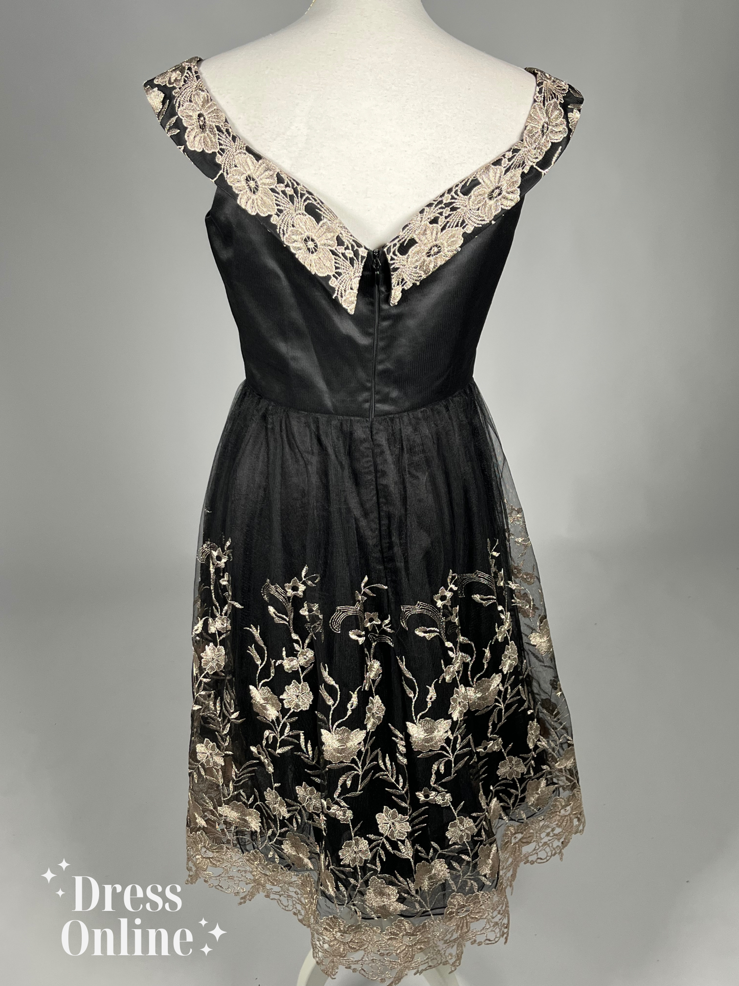 Elegante Zwart-gouden Cocktailjurk met Geborduurde Bloemen - Maat M - 360