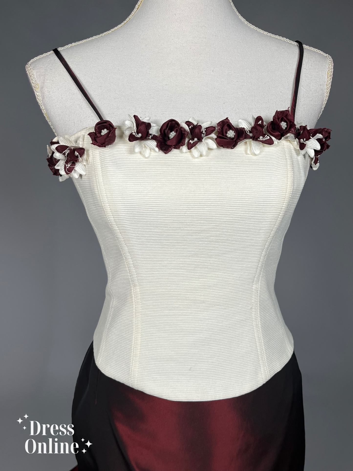 Elegante Bordeauxrode Galajurk met Ivoorkleurige Top - Maat M - 264