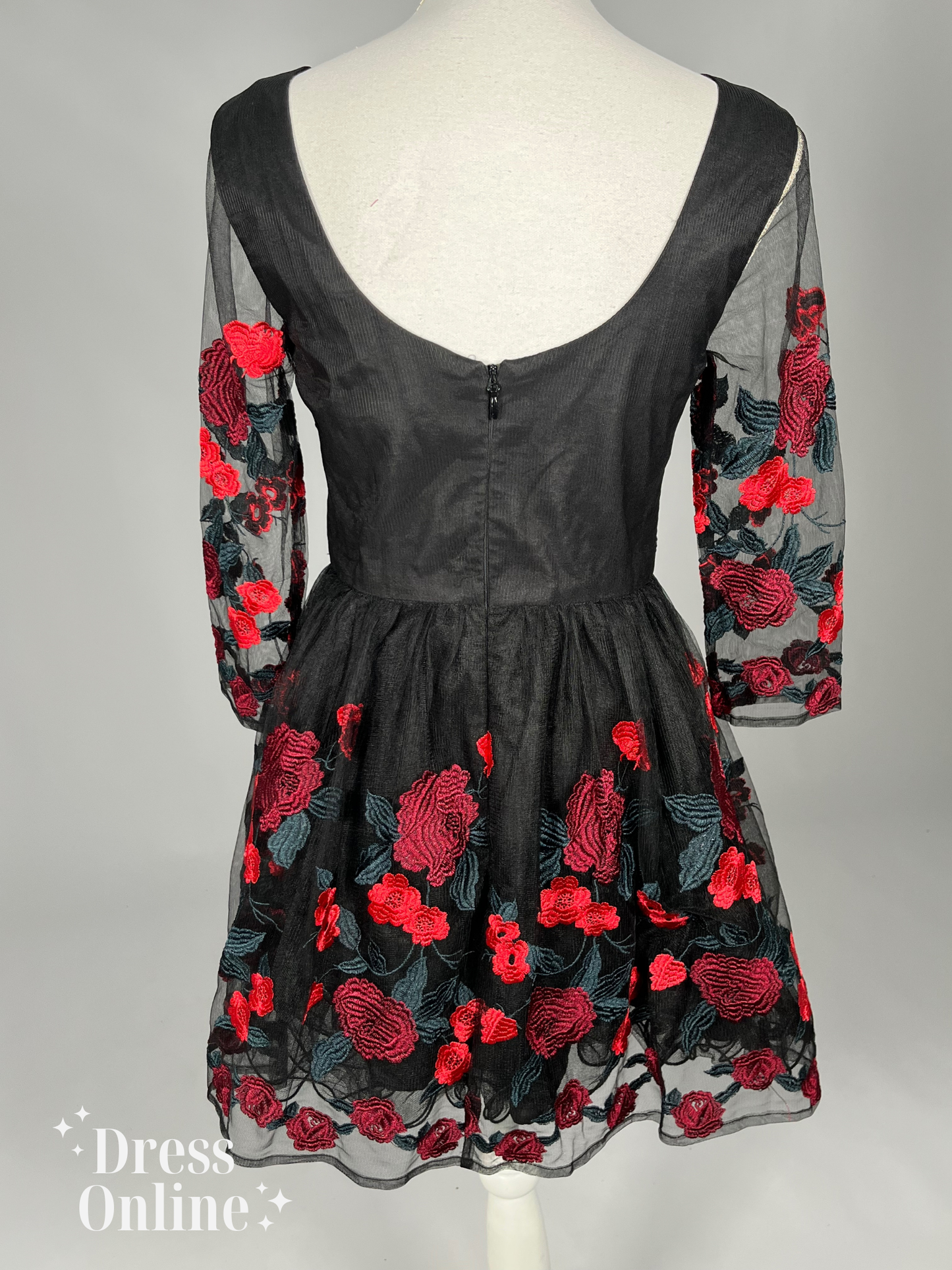 Stijlvolle Zwarte Jurk met Rode Geborduurde Rozen - Maat S - 416