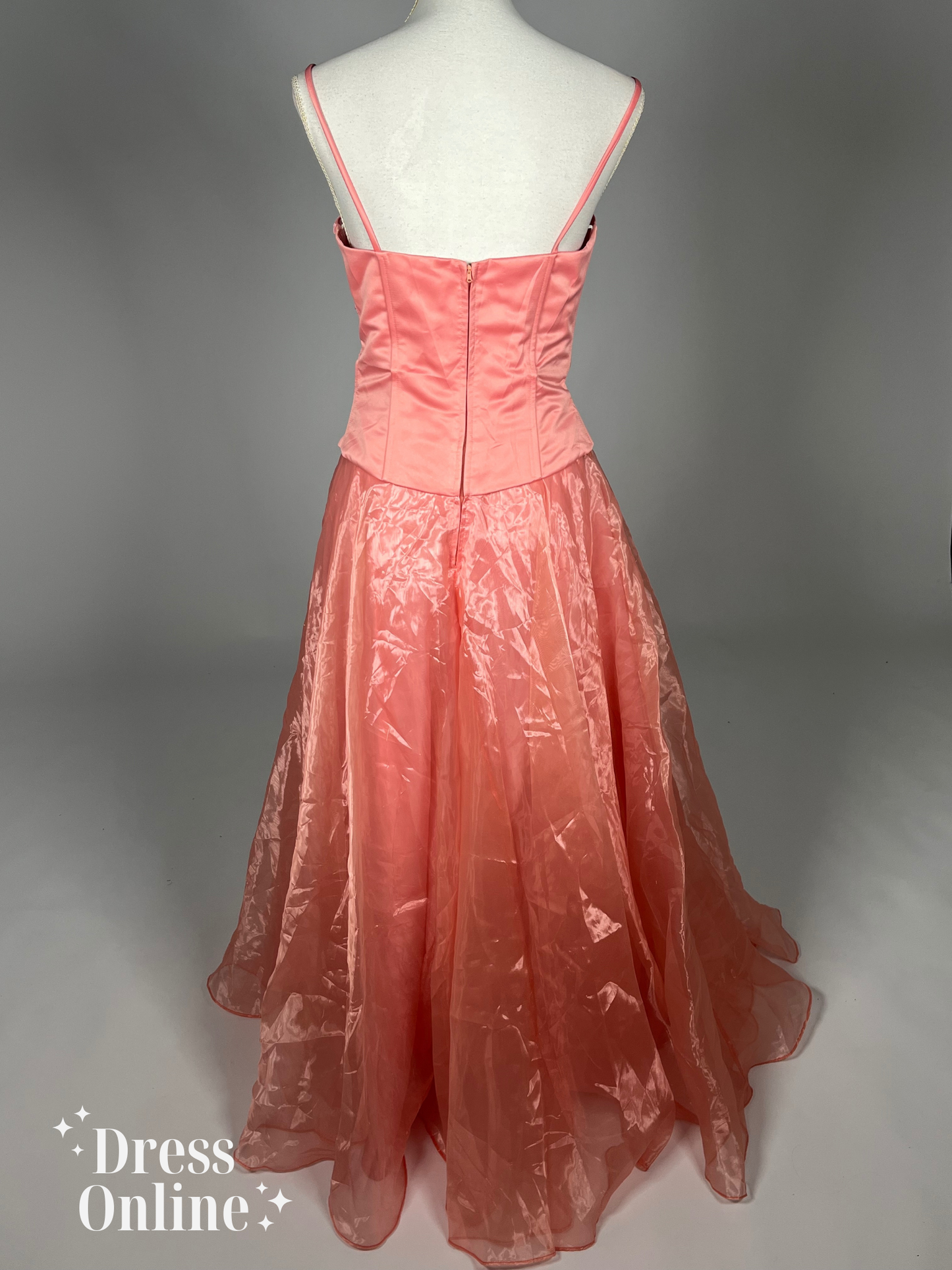 Elegante Lichroze Galajurk met Kraaltjesversiering - Maat M - 409