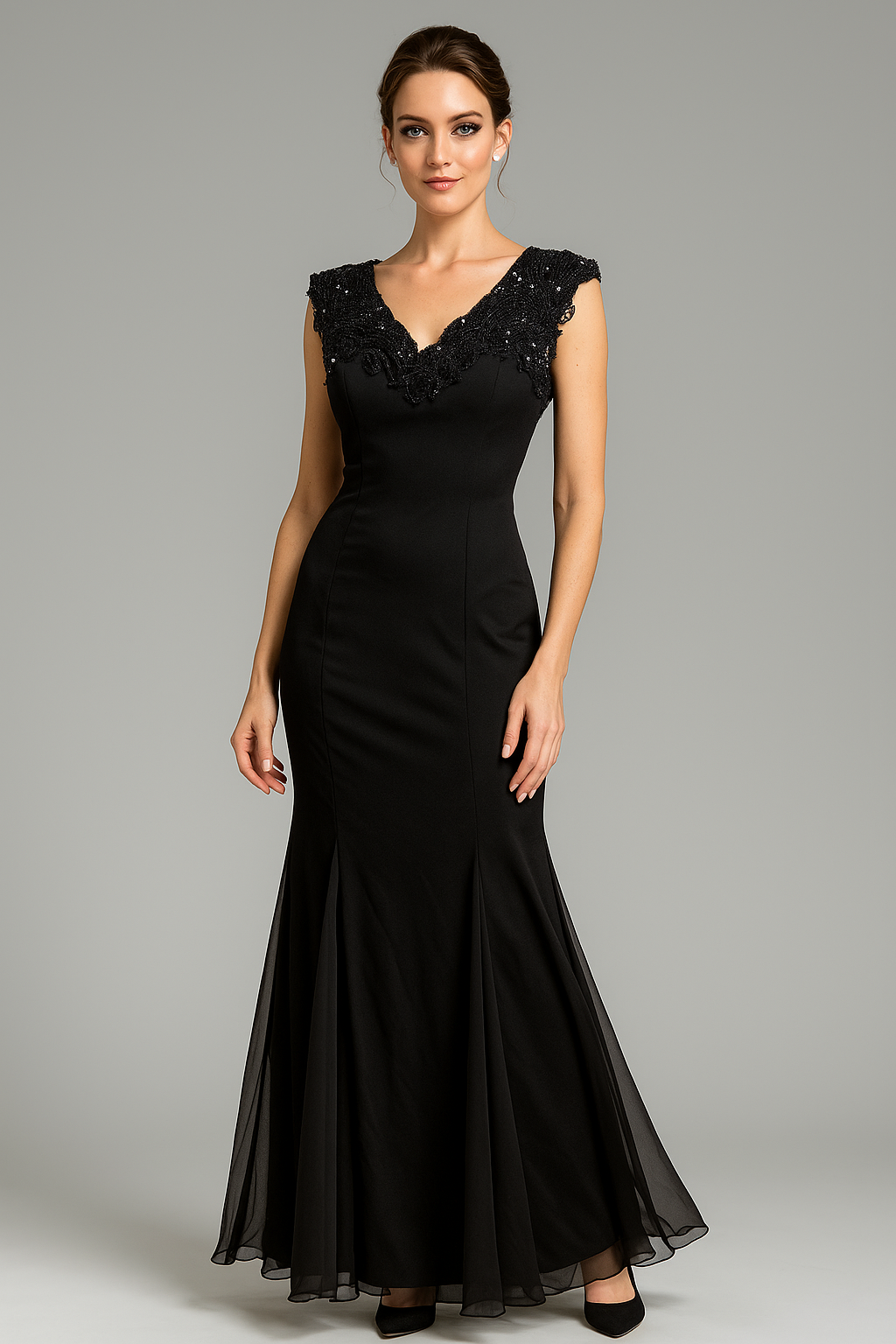 Chique Zwarte Avondjurk met Kraaldetails - Maat M - 405