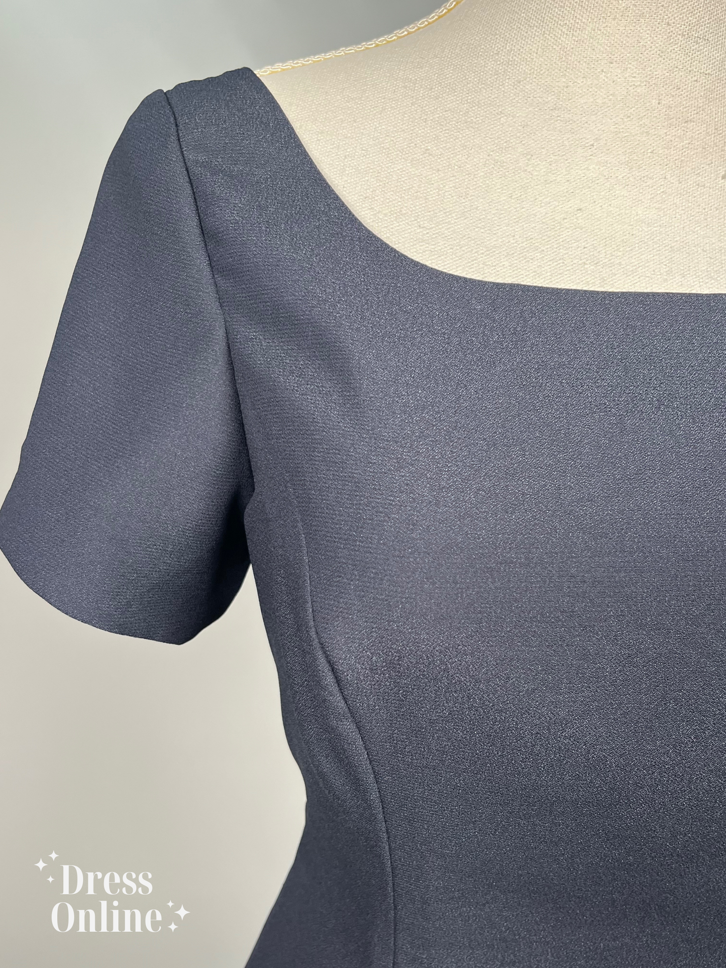 Donkerblauwe Galajurk met Elegante Open Rug - Maat L - 287