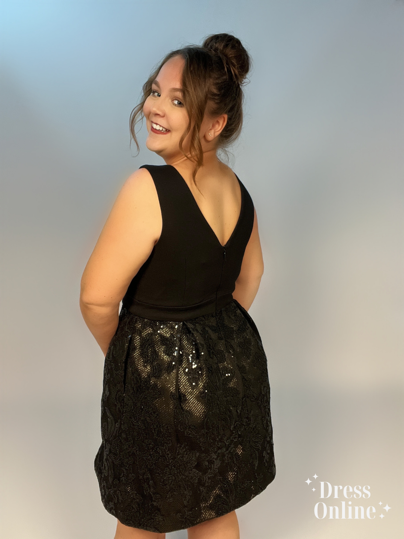 Elegante Zwarte Cocktailjurk met Glitterrok - Maat M