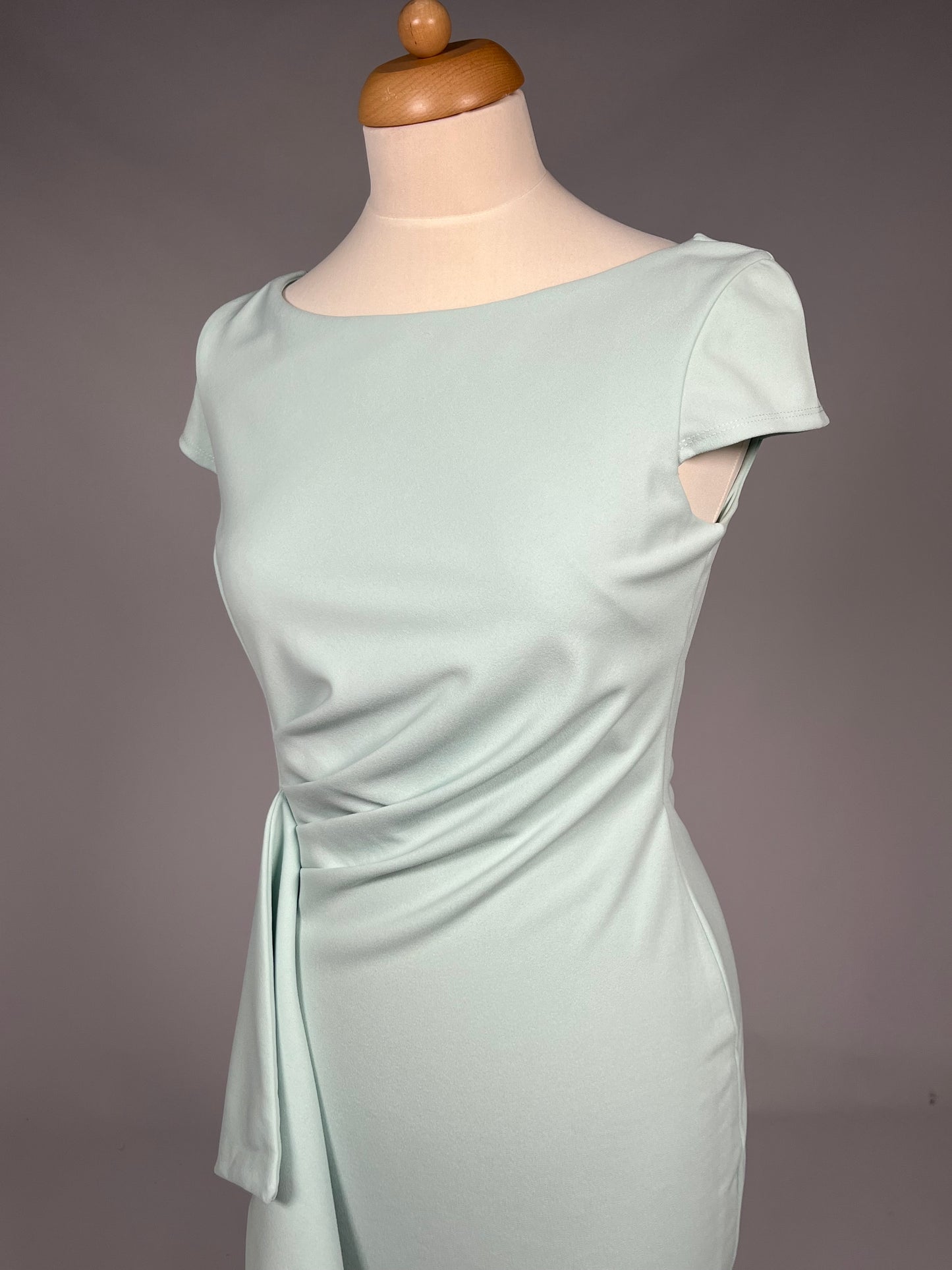 Elegante Mintgroene Cocktailjurk met Drapering - Maat M 38