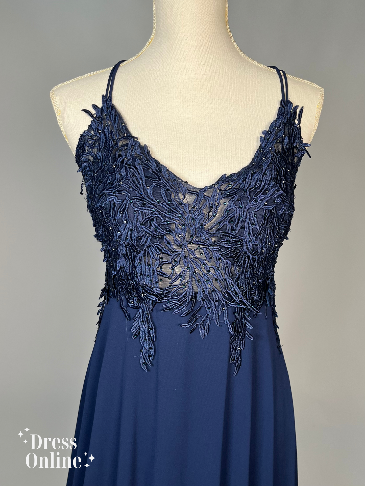 Donkerblauwe Galajurk met Kant en Subtiele Steentjes Maat M - 215