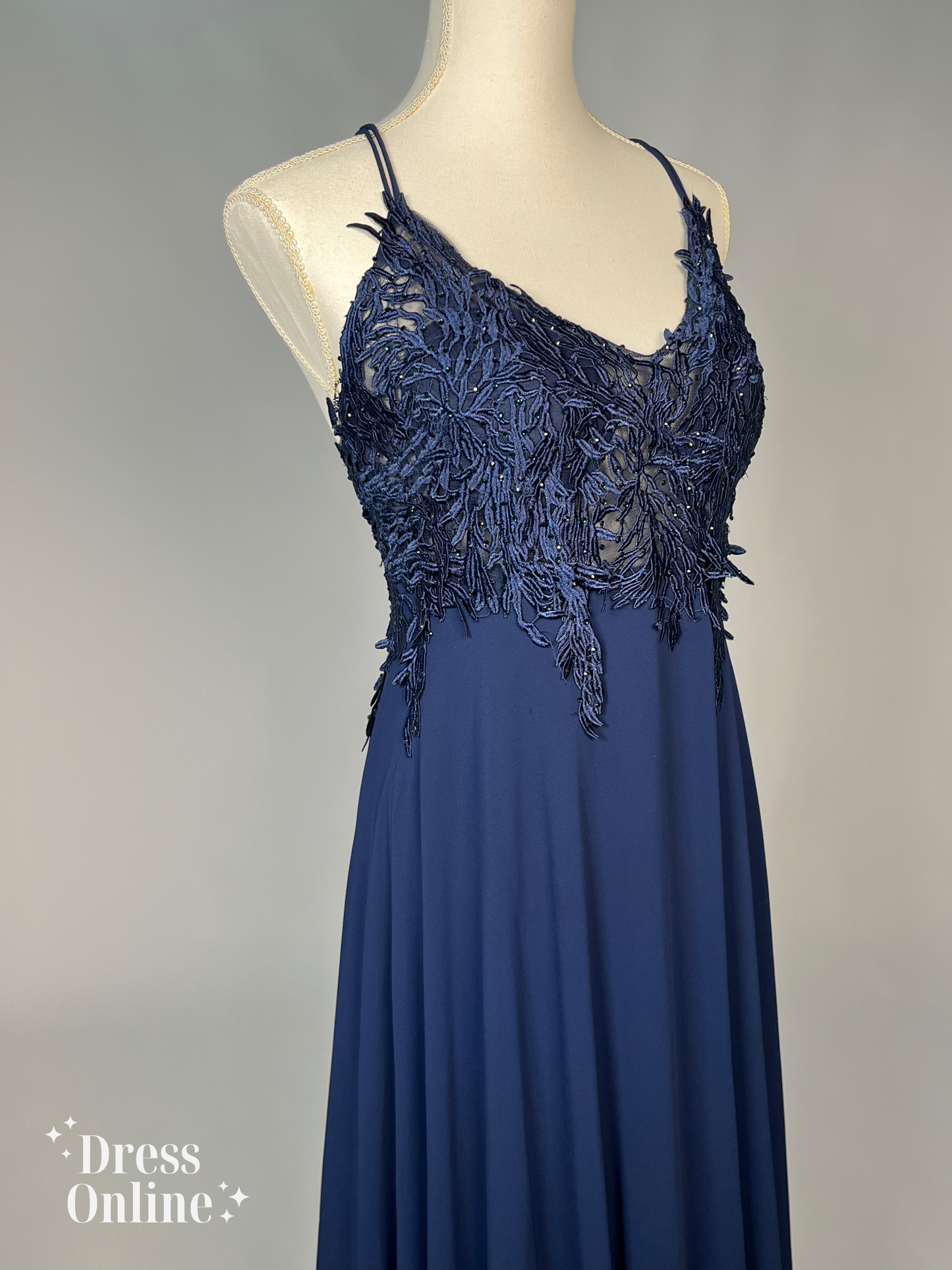 Donkerblauwe Galajurk met Kant en Subtiele Steentjes Maat M - 215