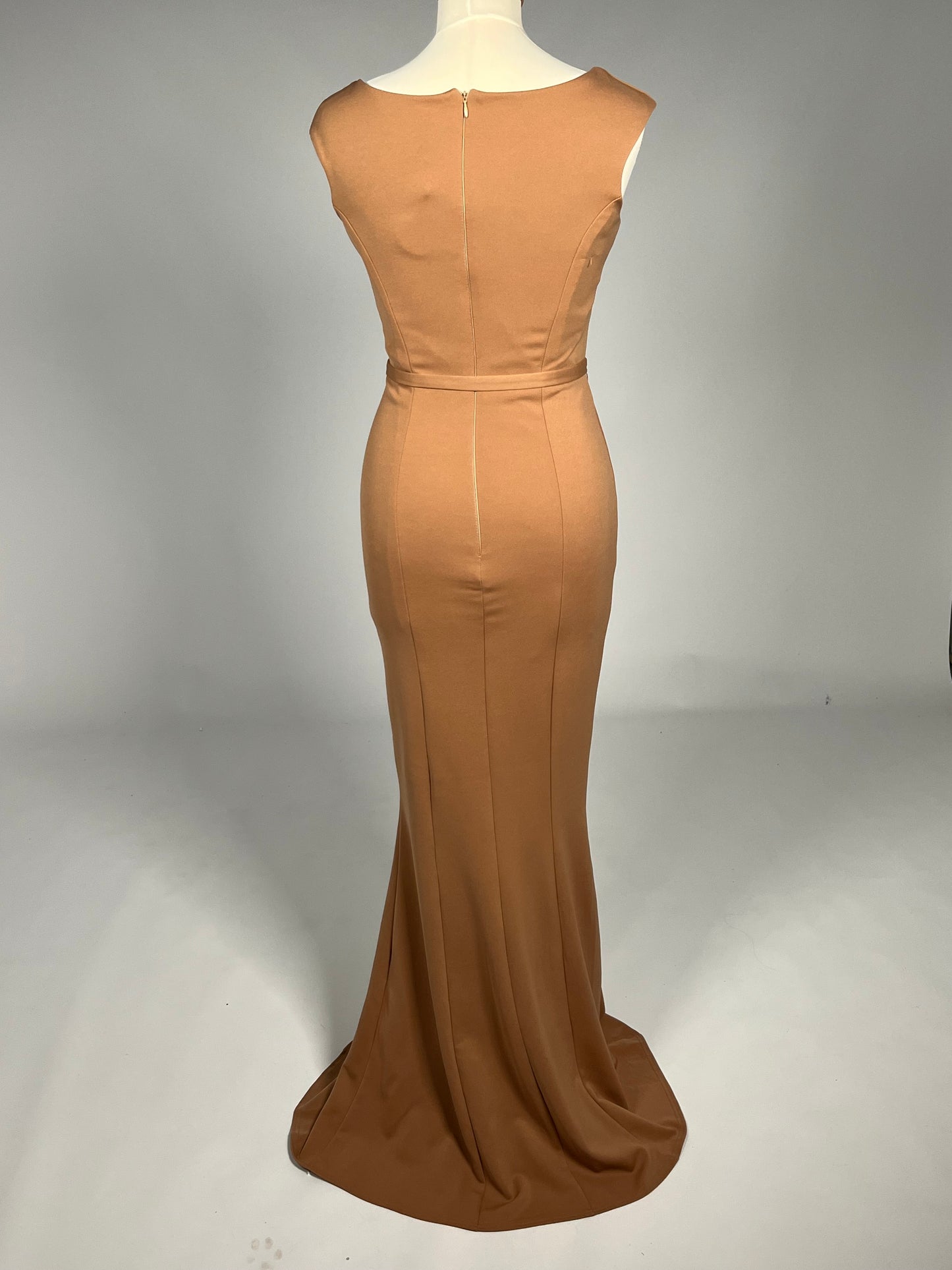 Elegante Cognackleurige Galajurk met Drapering