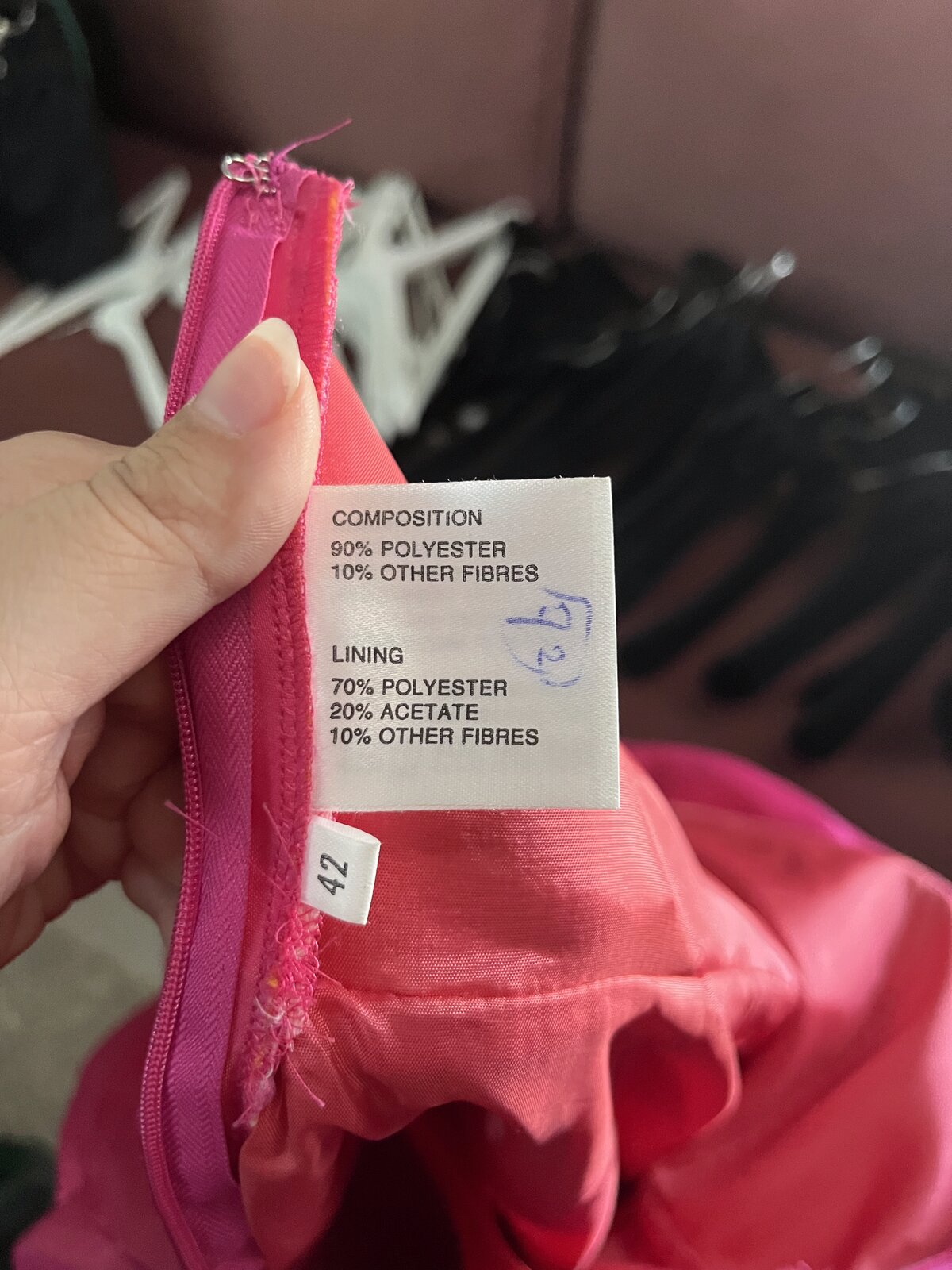 018 Fuchsia Statement Jurk met Waaierkraag