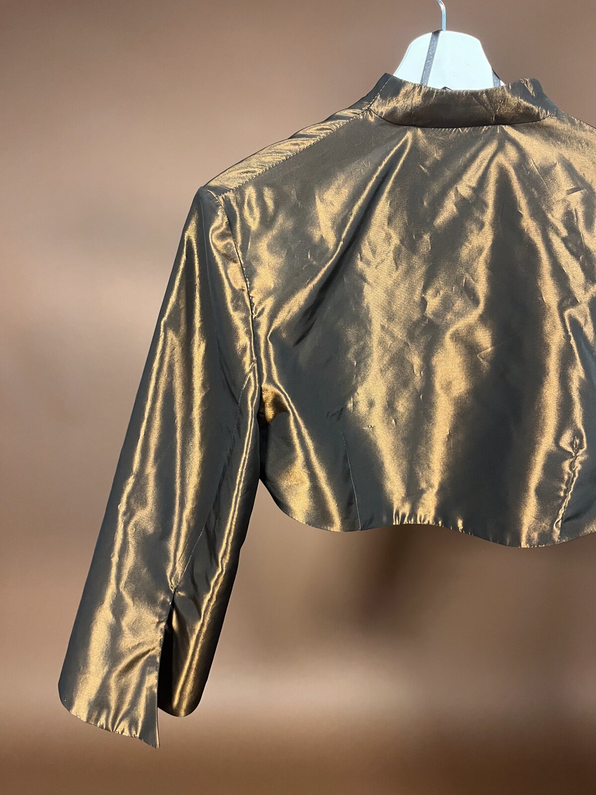 036 Bronzen Taffeta Galajurk met Bolero Jasje