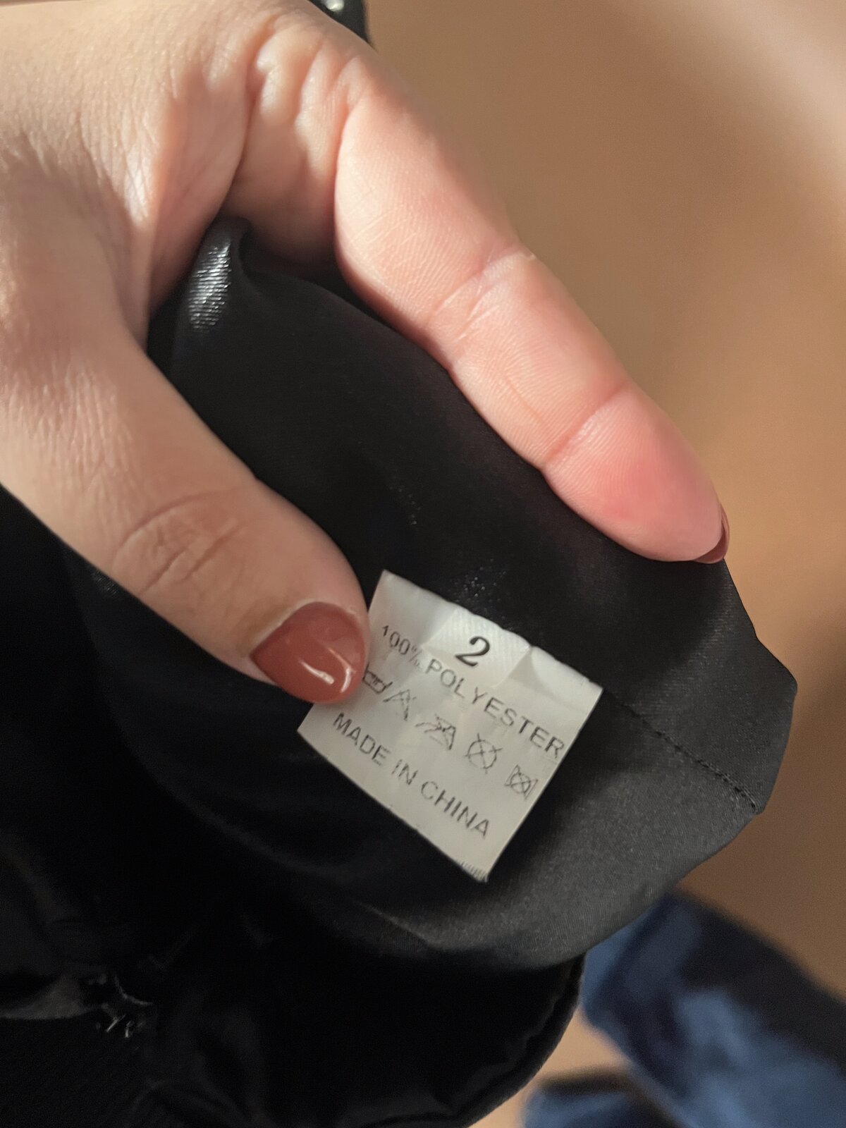 038 Zwarte Satijnen Jurk met Corset Rug – Lissa