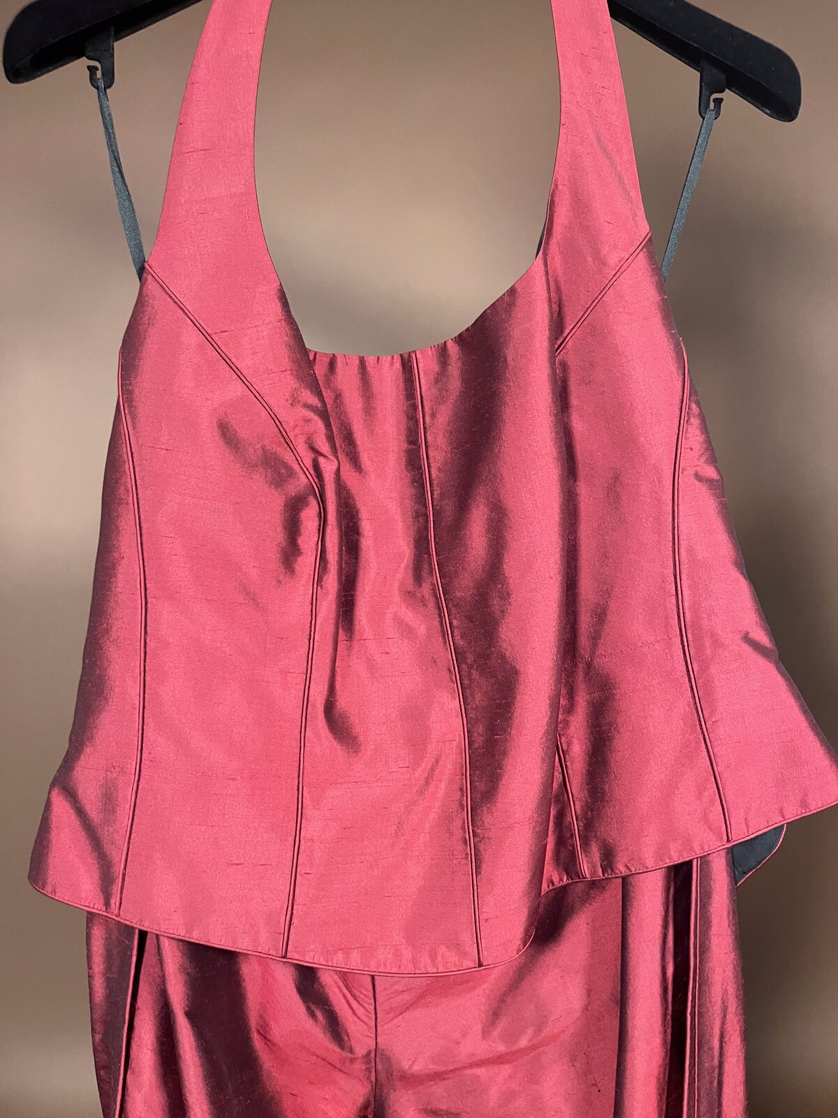 040 Wijnrode Glanzende Jumpsuit met Wijde Pijpen