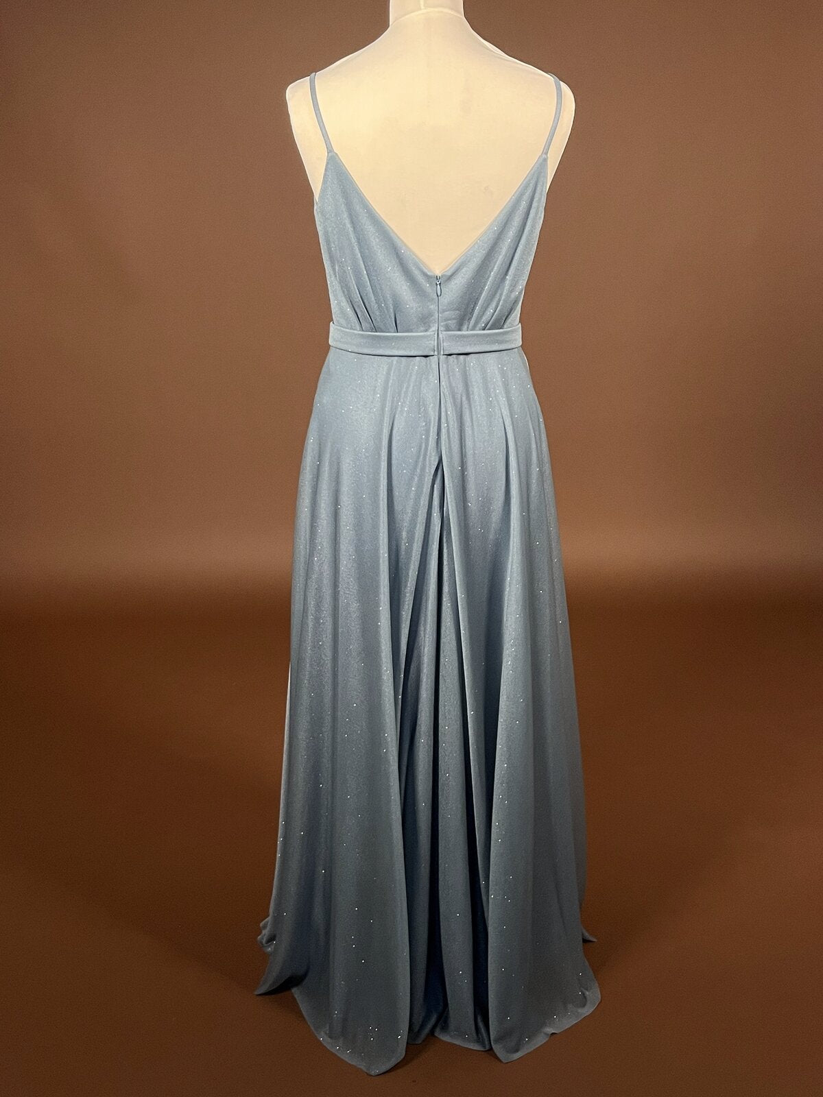 051 Dusty Blue Glitterjurk met Wikkeleffect – Jake's Cocktail