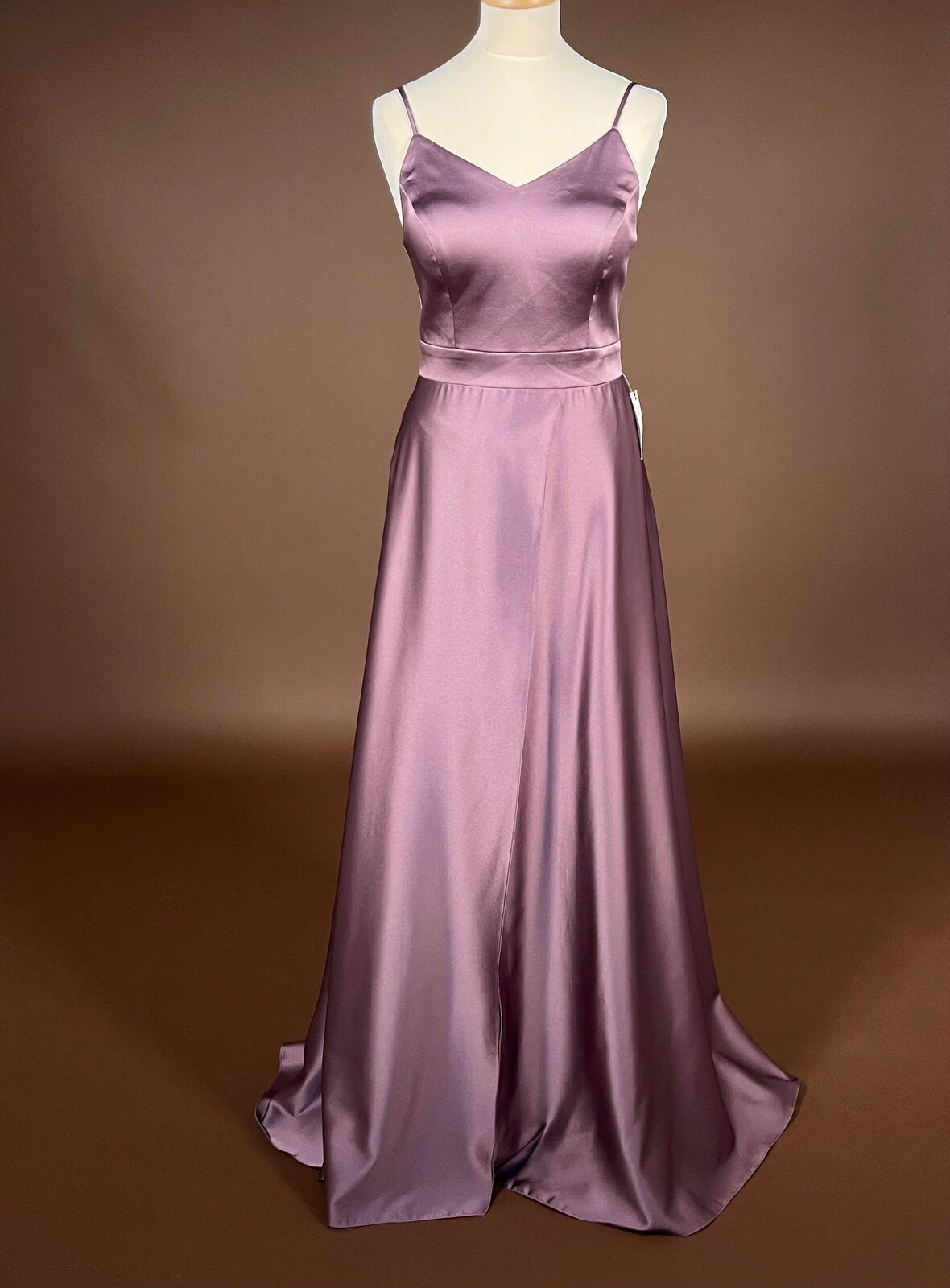 061 Mauve Satijnen Galajurk met Veterrug – Hvit Vera