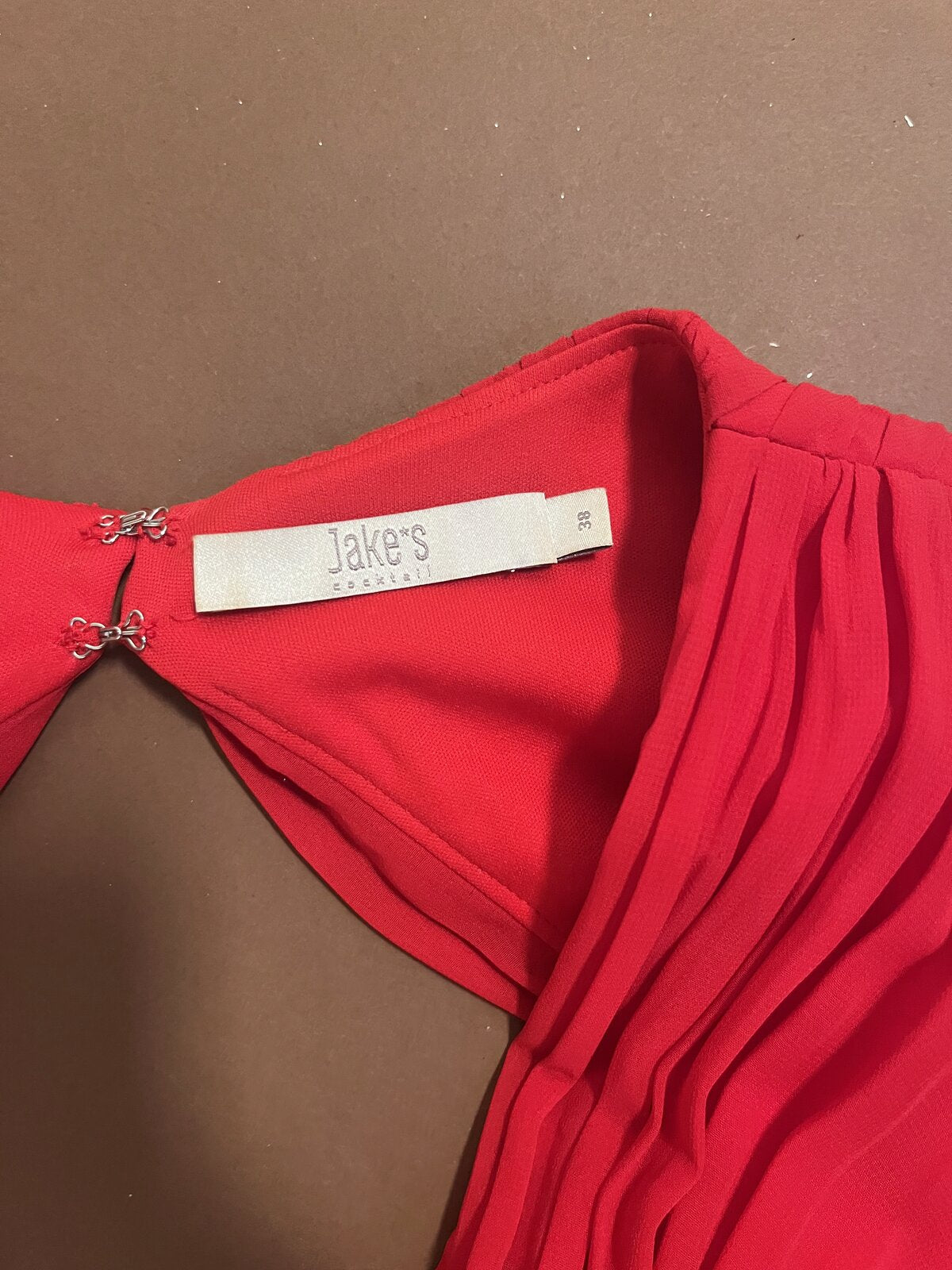 011 Rode Griekse-stijl Galajurk met Open Rug – Jake's Cocktail