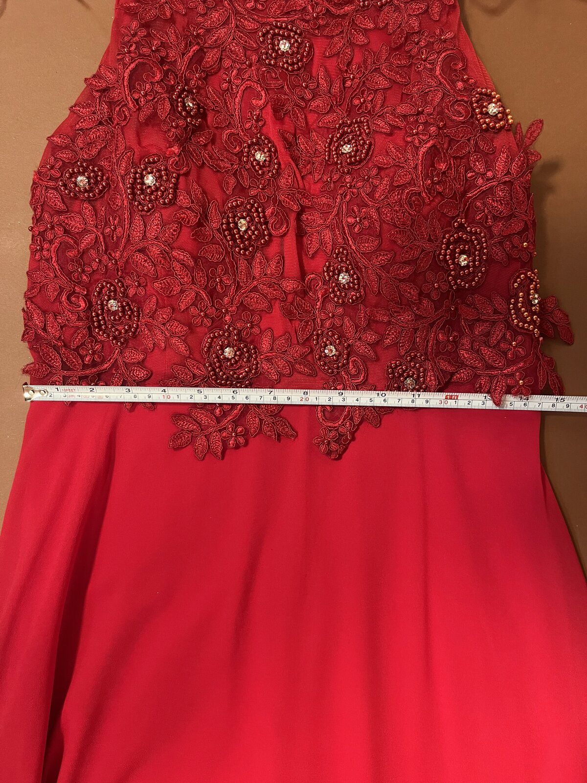 001 Rode Avondjurk met Kralen en Kant – S&W Fashion