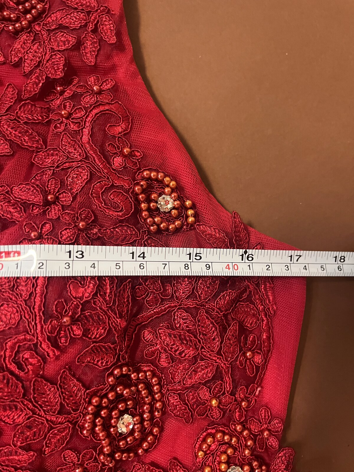 001 Rode Avondjurk met Kralen en Kant – S&W Fashion