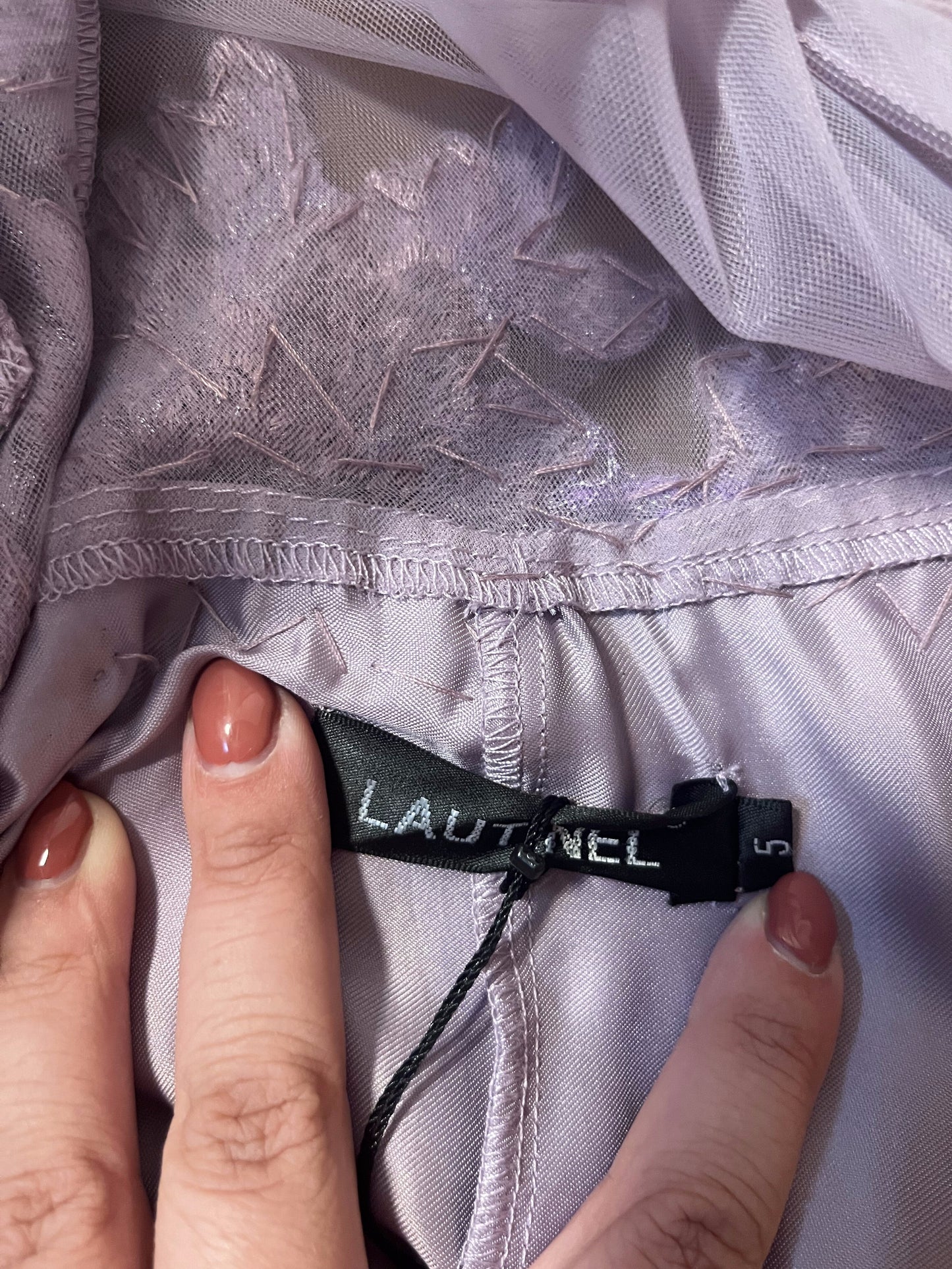 013 Lila Kanten Avondjurk met Open Rug – Lautinel