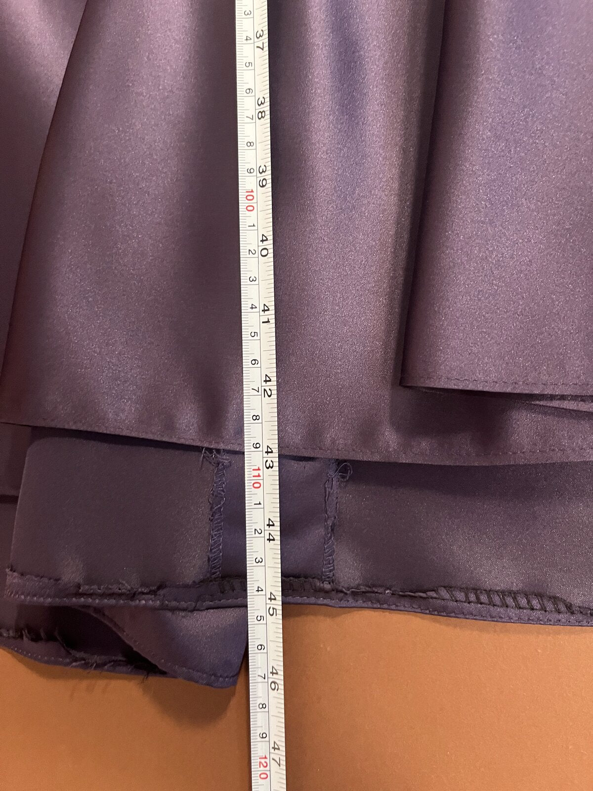 010 Paarse Gala-set met Korset Top en Satijnen Rok