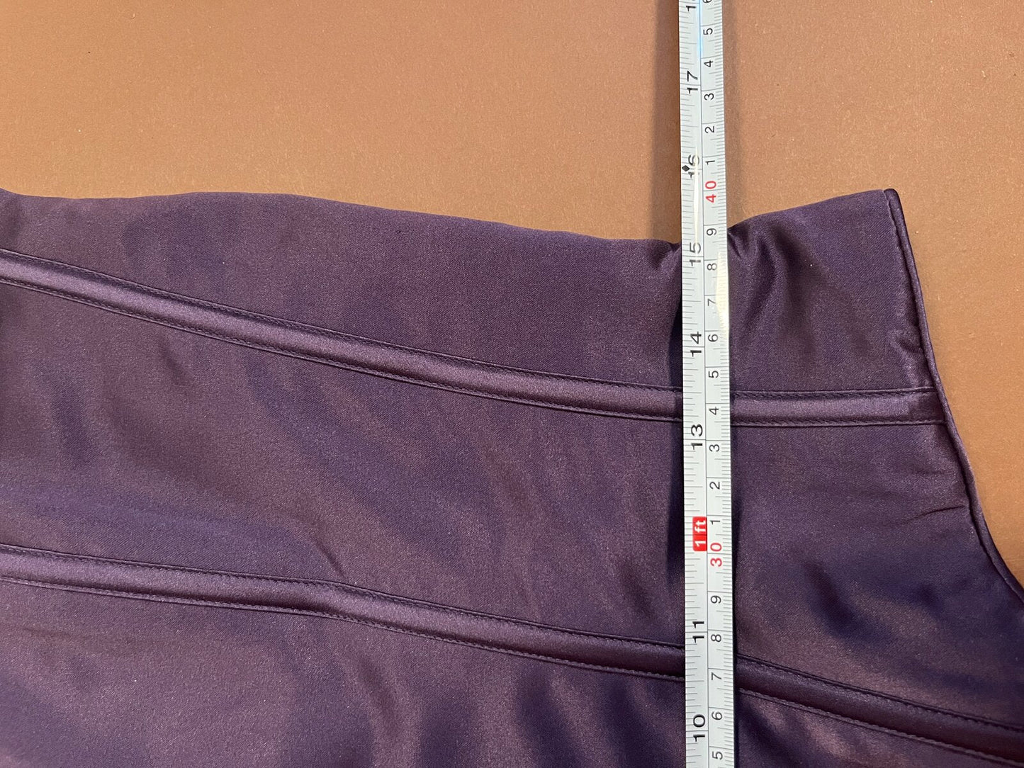 010 Paarse Gala-set met Korset Top en Satijnen Rok
