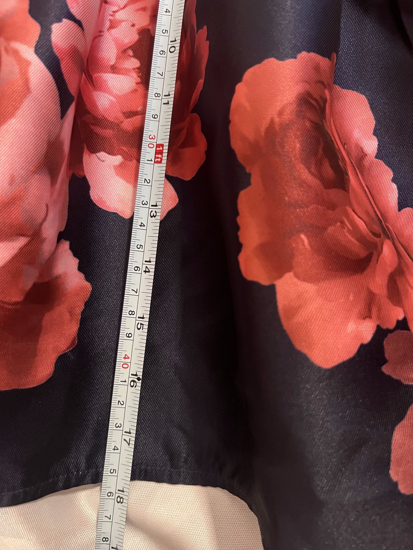024 Marineblauwe Bloemenprint Cocktailjurk – Chi Chi London