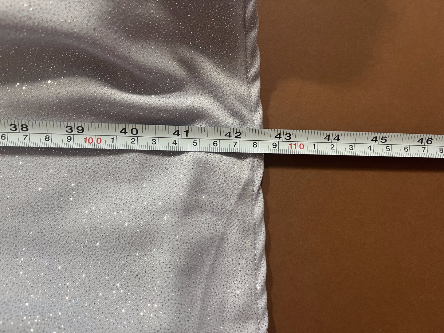 052 Zilvergrijze Glitter Maxi-jurk – Jake's Cocktail