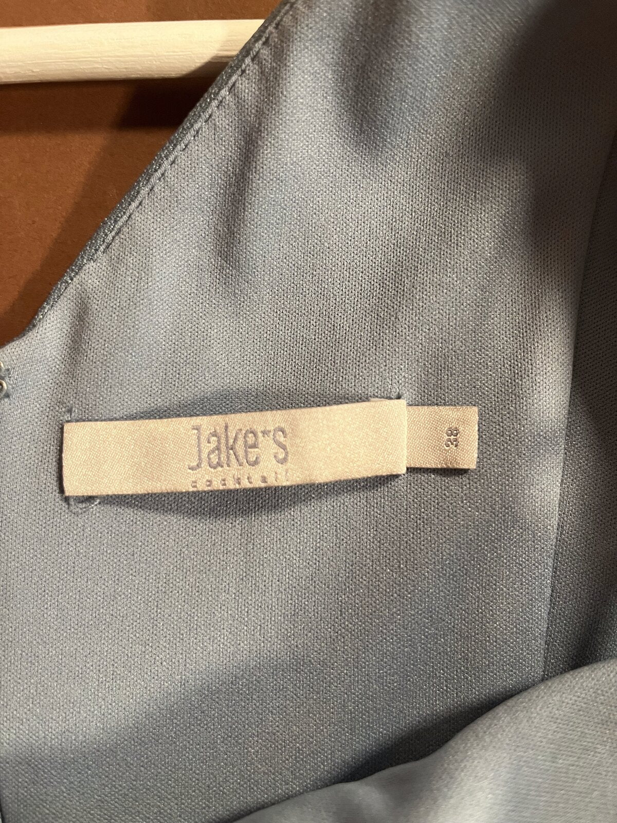 051 Dusty Blue Glitterjurk met Wikkeleffect – Jake's Cocktail